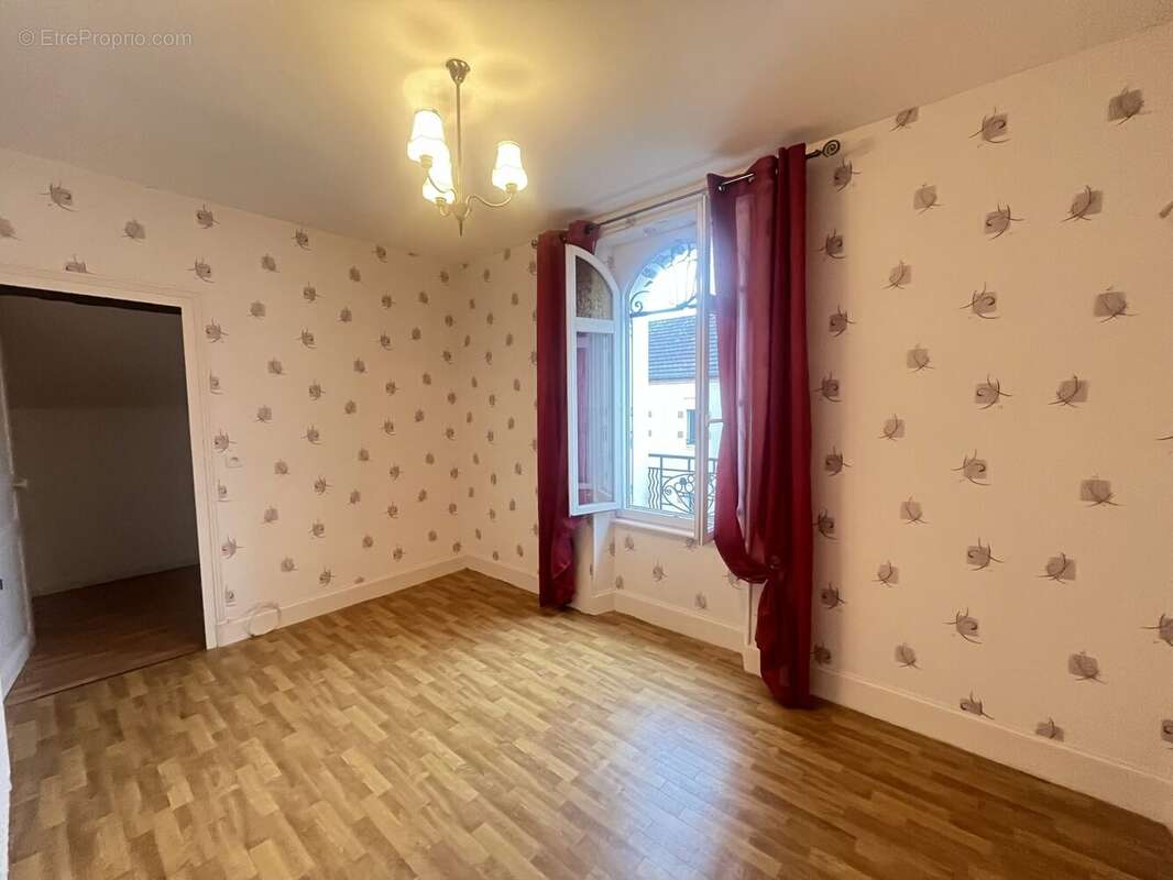 Maison 123 m² à Montlucon  - photo 6