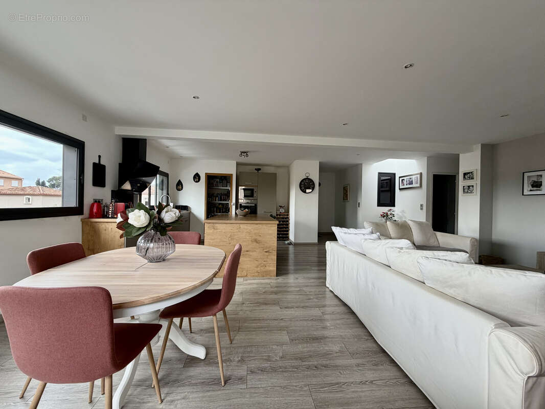 Appartement à LA VALETTE-DU-VAR