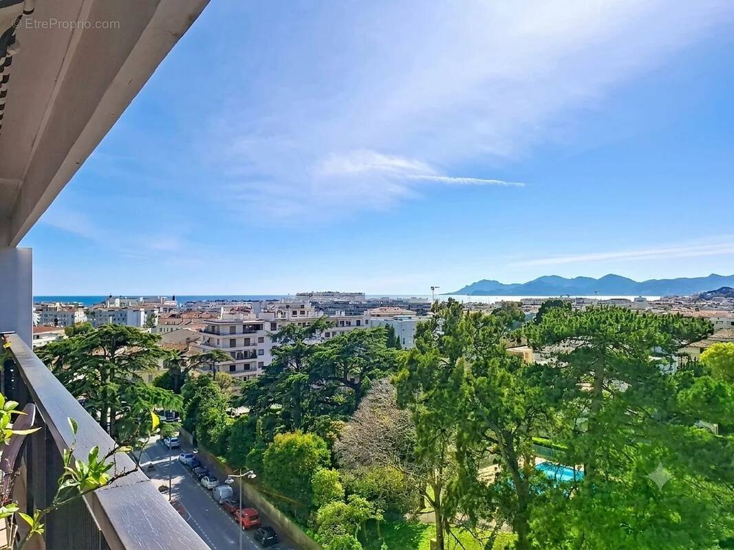 Appartement à CANNES