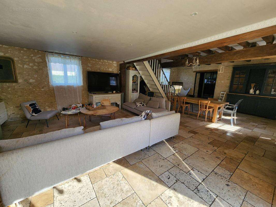 Maison Loches 9 pièce(s) 298 m2 - photo 4