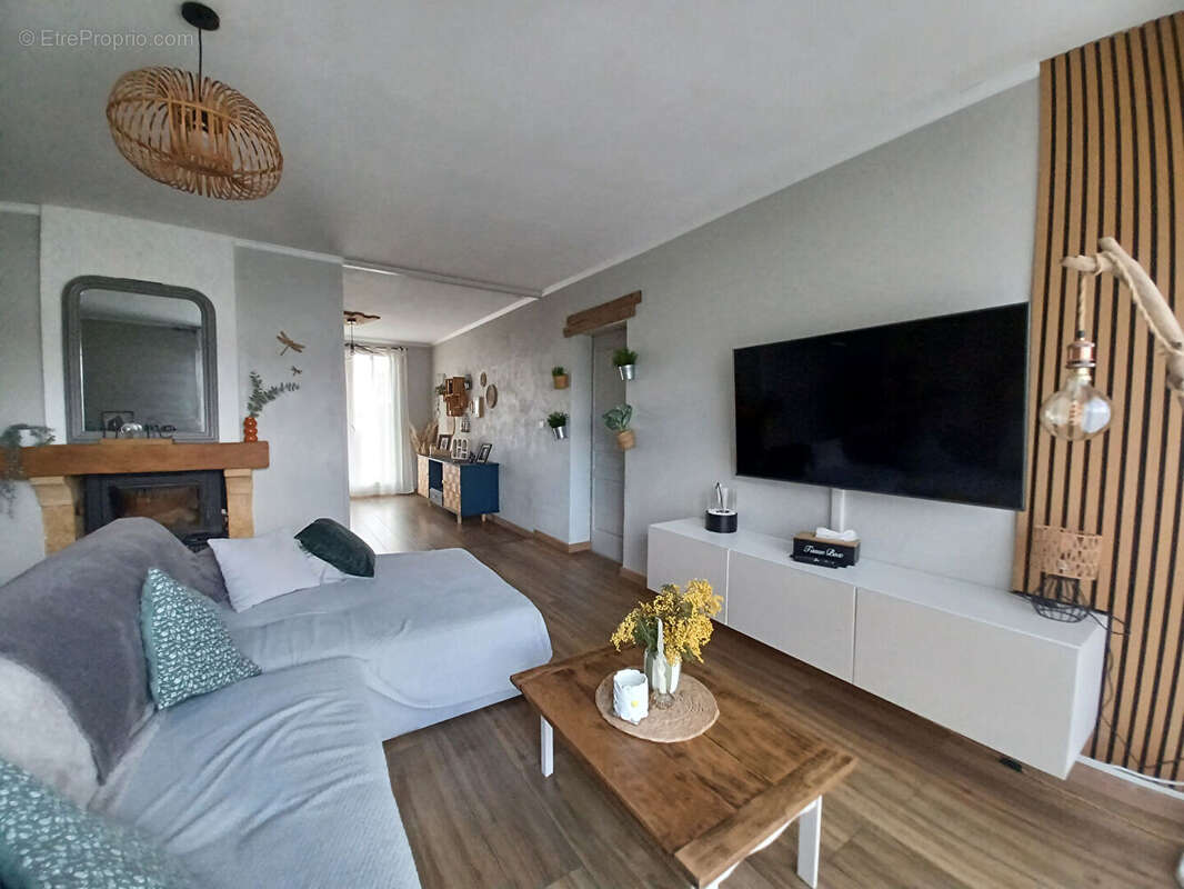 Maison à SAINT-LOUIS-DE-MONTFERRAND