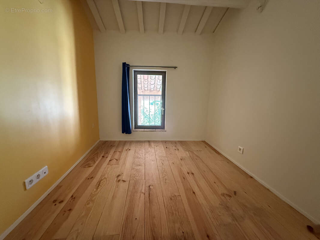 Maison à MONTPEYROUX