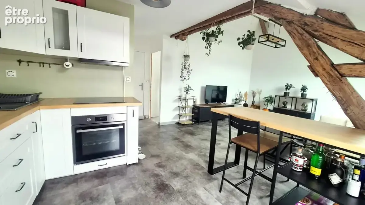 Appartement à PUSSAY