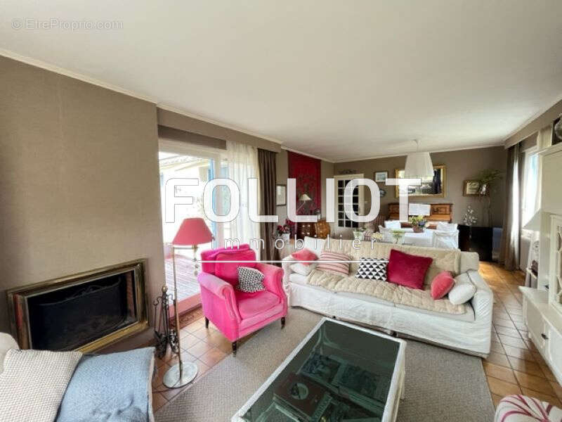 A vendre Maison Vire Normandie 7 pièce(s) 170 m2 - photo 3