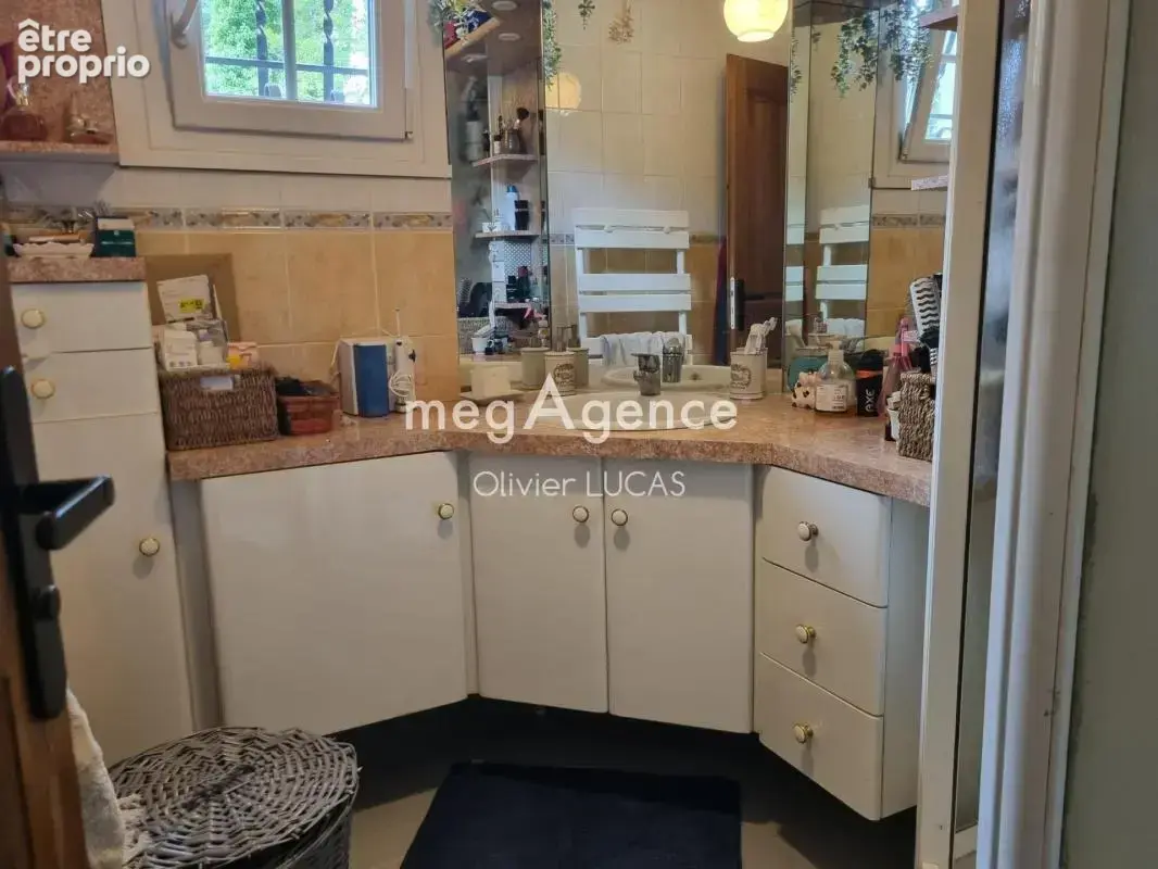 Charmante maison de 94m² sur sous sol complet dans un environnement calme - photo 9