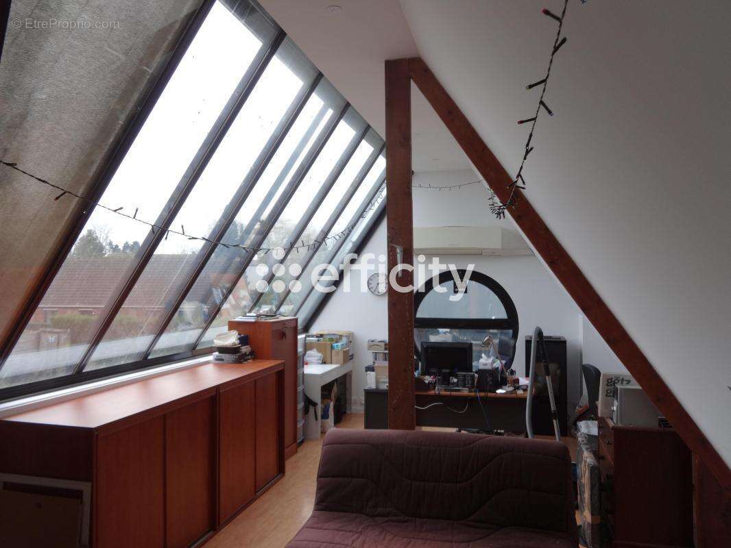 Maison à CHERENG