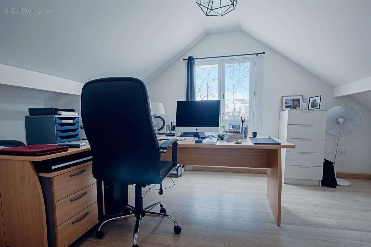 Maison à CLAYE-SOUILLY