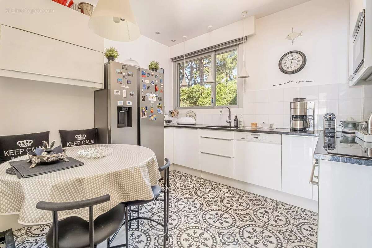 Appartement à MARSEILLE-7E