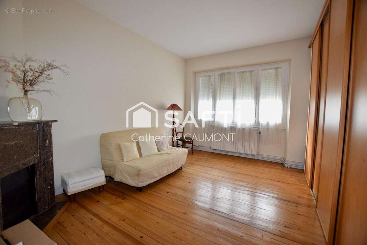 Maison 127 m² à Castres  - photo 8