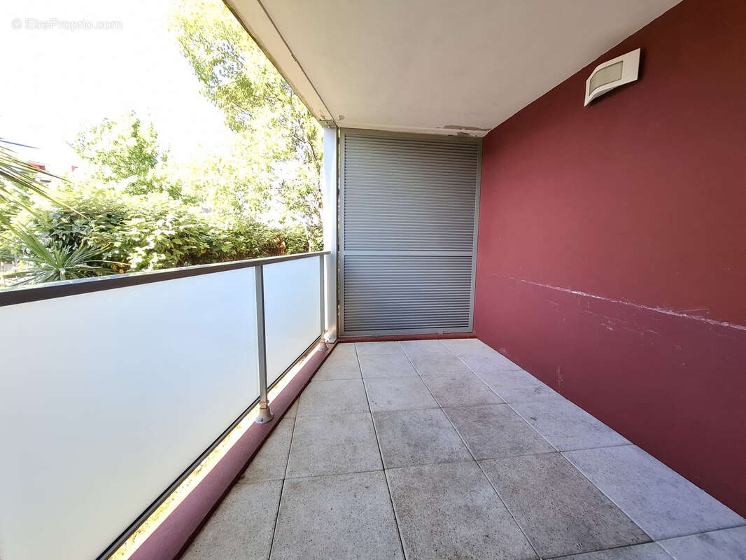 Appartement à MAUGUIO
