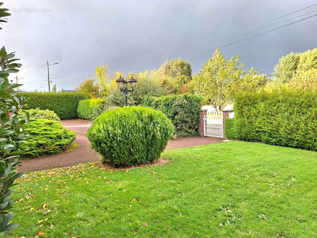 Maison à SAINT-NICOLAS-D'ALIERMONT