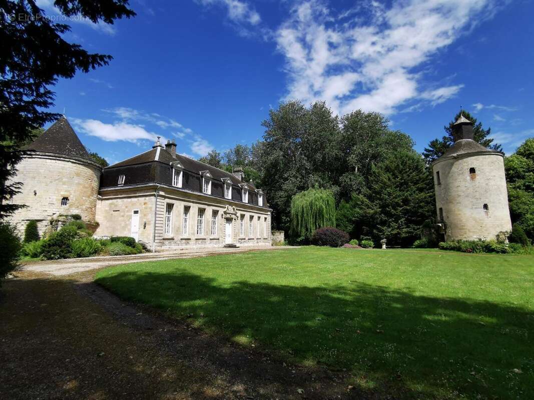 Maison 310 m² à Cambrai  - photo 2
