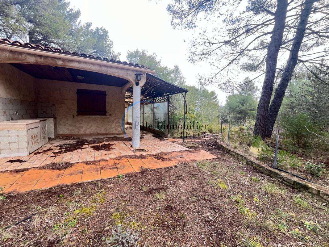 Maison à MEYRARGUES