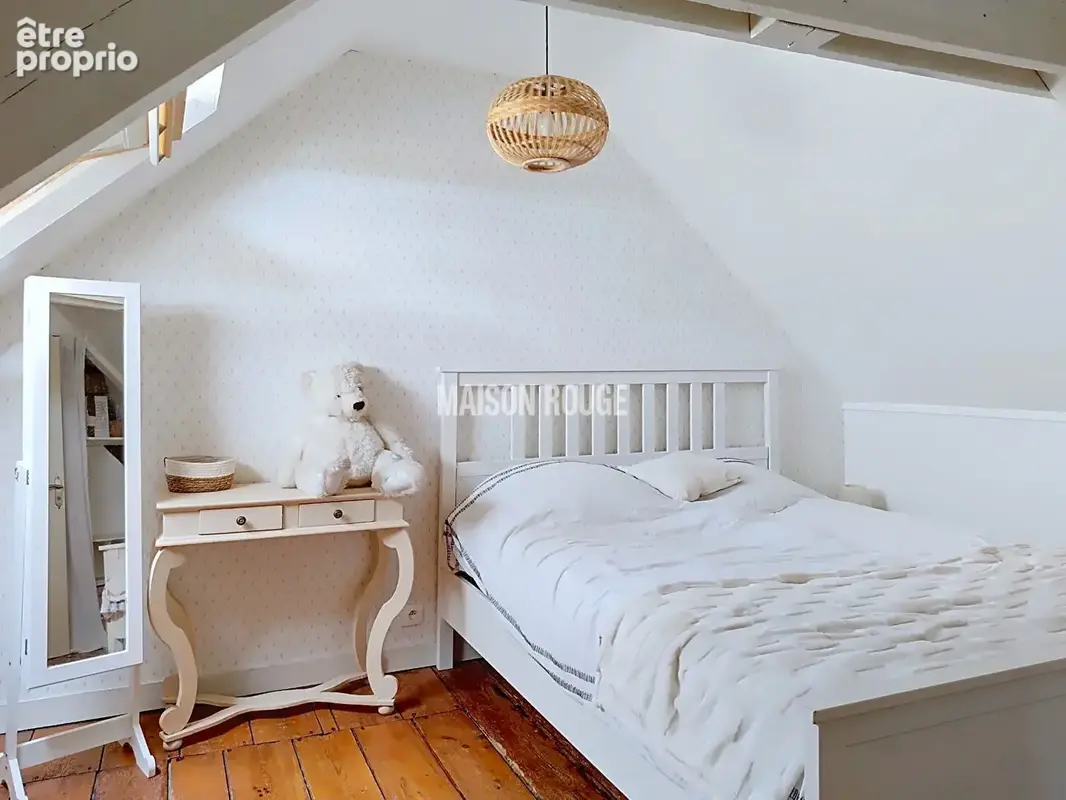 Maison de bourg en pierre   4 chambres  dépendance aménageable de 50 m² - photo 16