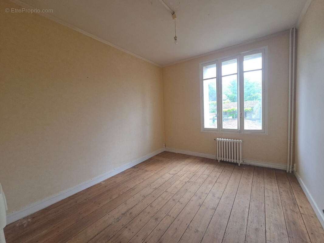 Appartement 260 m² à Segonzac  - photo 4