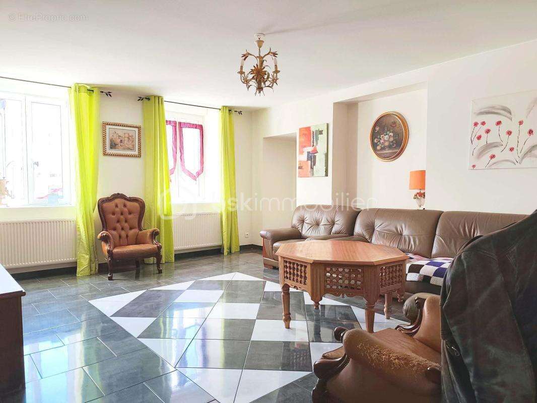 Appartement à BOULAY-MOSELLE