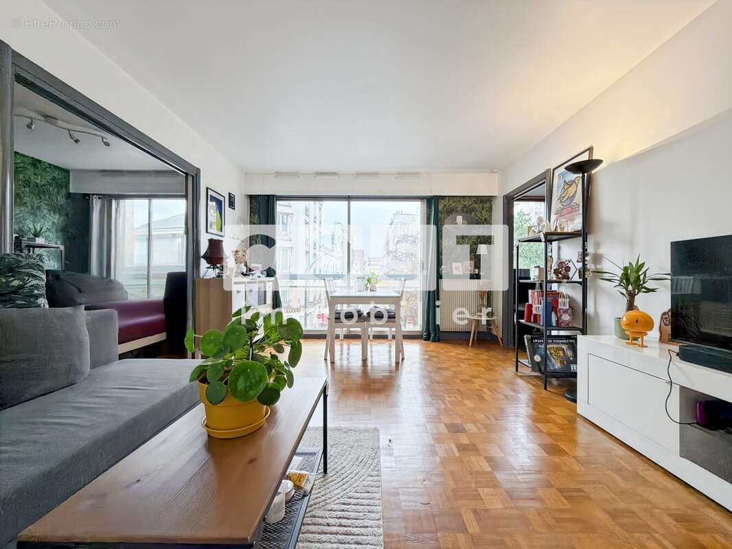 Appartement à ASNIERES-SUR-SEINE