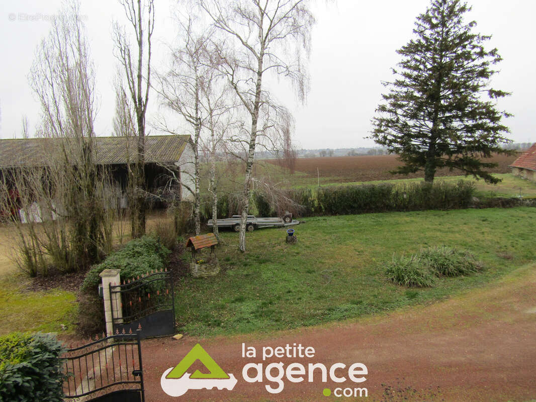 Maison à OUROUER-LES-BOURDELINS