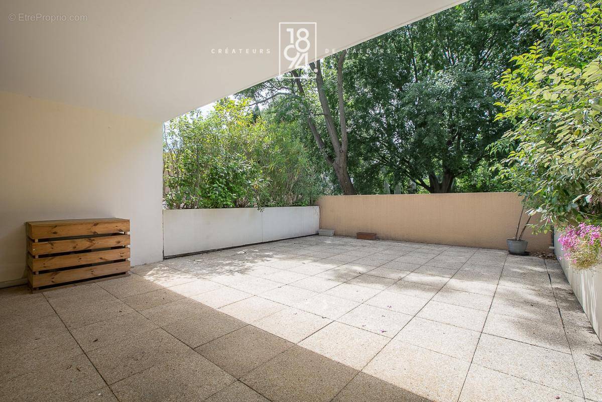 Appartement à MARSEILLE-8E