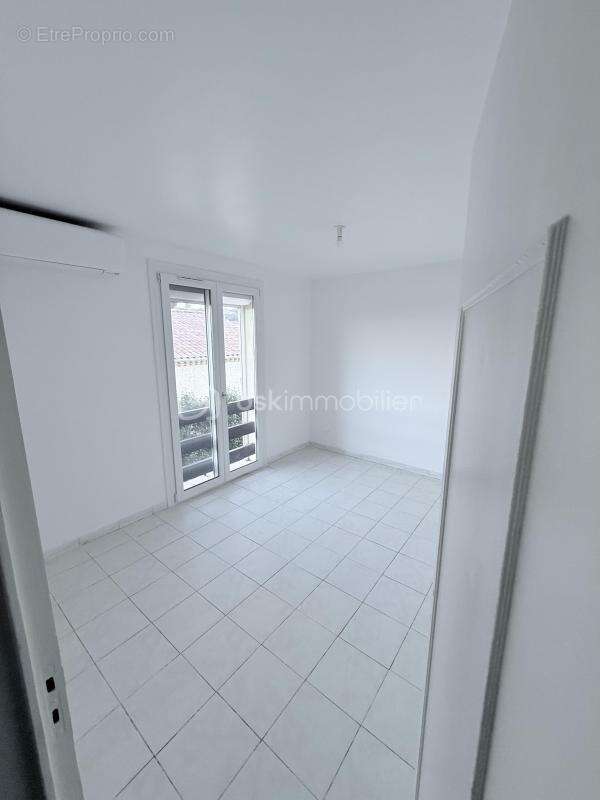 Maison à CHATEAUNEUF-LES-MARTIGUES