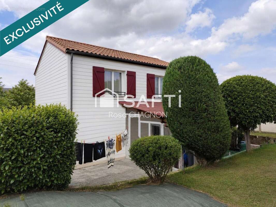 Maison 154 m² à Puy-De-Serre  - photo 4