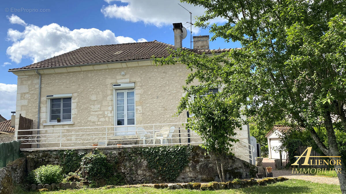 Maison à BRANTOME