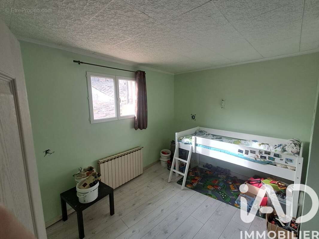 Maison 110 m² à Bernis  - photo 7