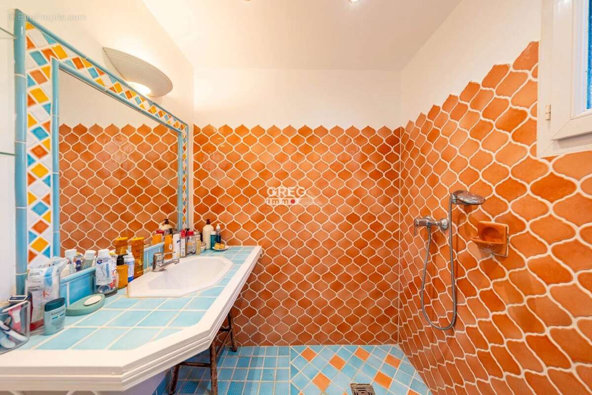 Maison à VILLENEUVE-LOUBET