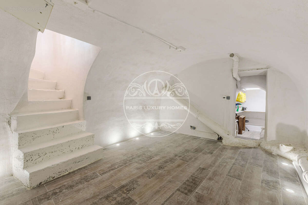 Appartement à PARIS-4E