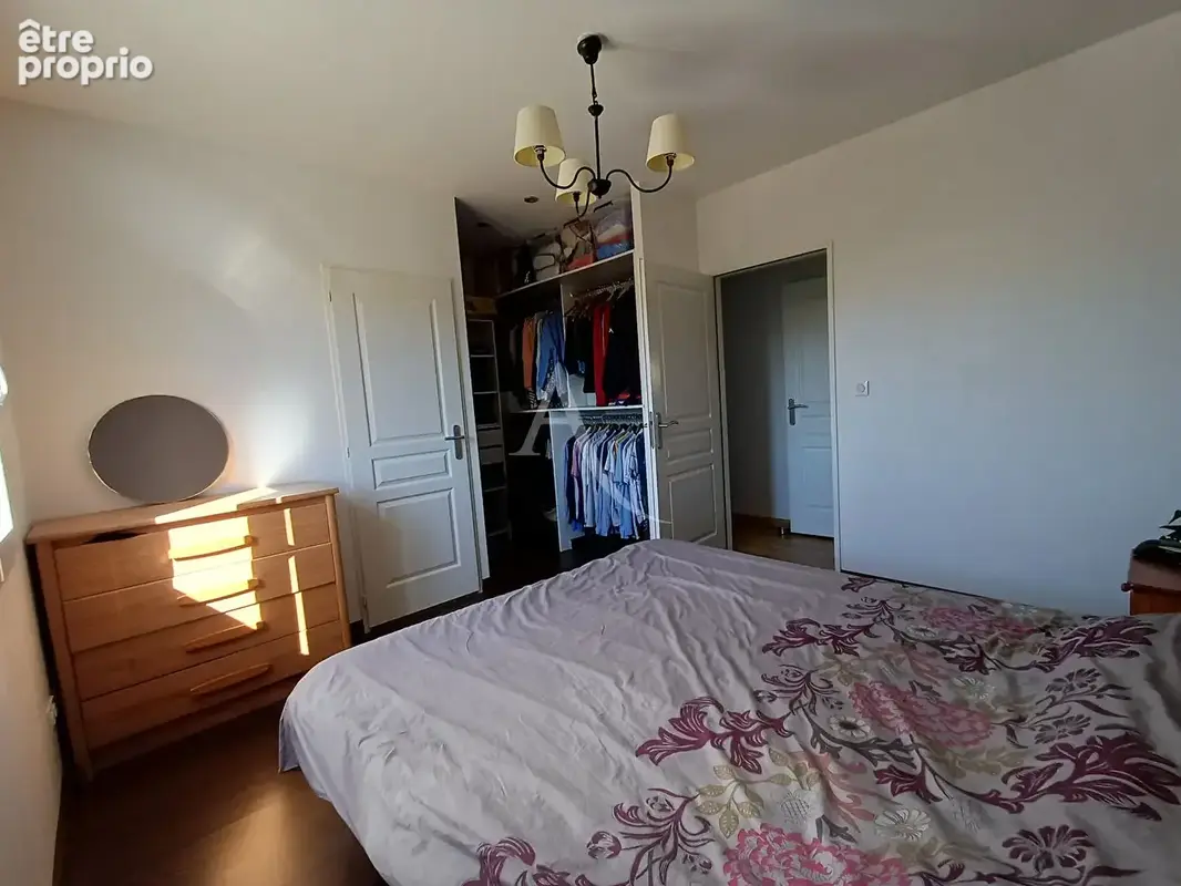 Maison récente de plain-pied en excellent état - photo 9
