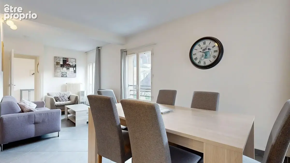 Charmant Appartement T3 Lumineux en Centre-Ville avec 2 Chambres - photo 5