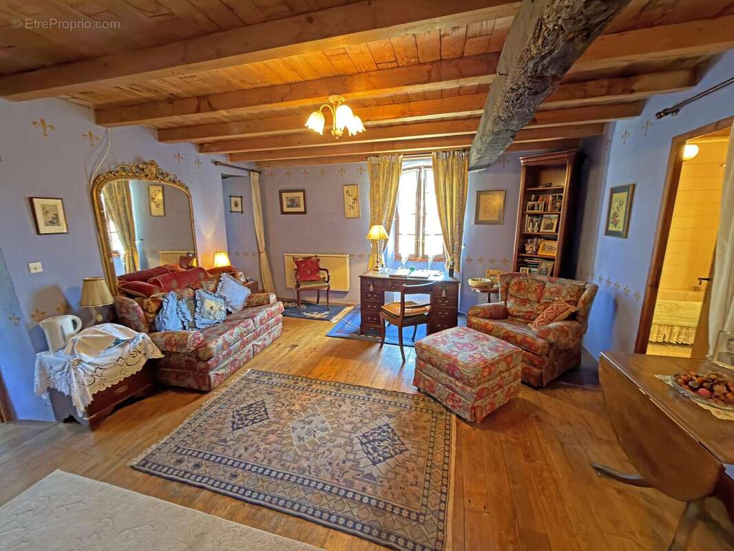 Maison à RIBERAC