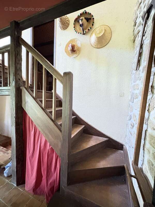 Maison à SAINT-JULIEN-AUX-BOIS