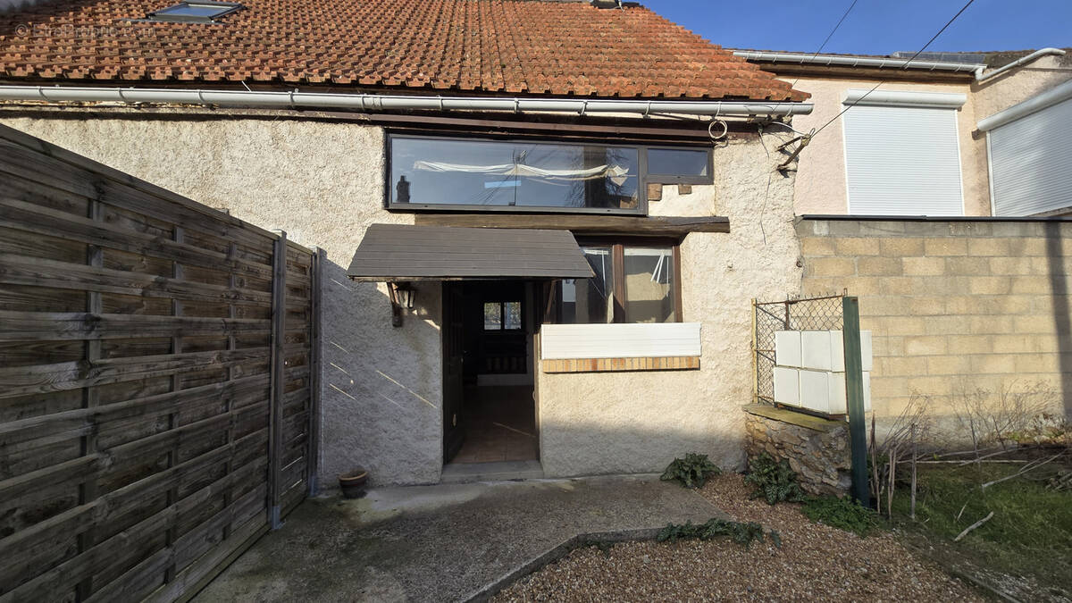 Appartement à FORGES-LES-BAINS
