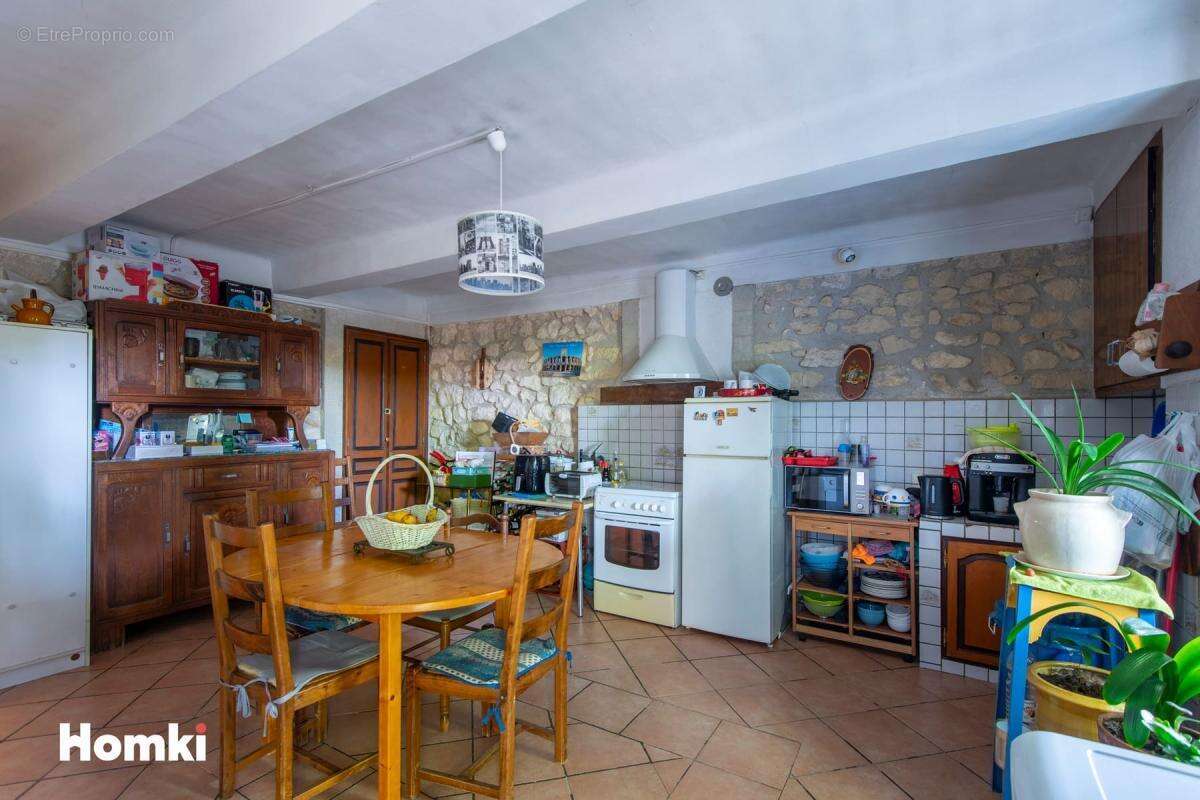 Maison à MALLEMORT