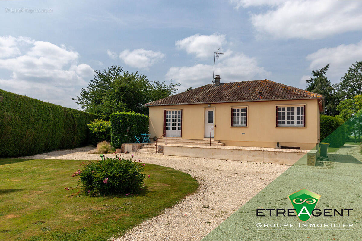 Maison à NOGENT-LE-SEC