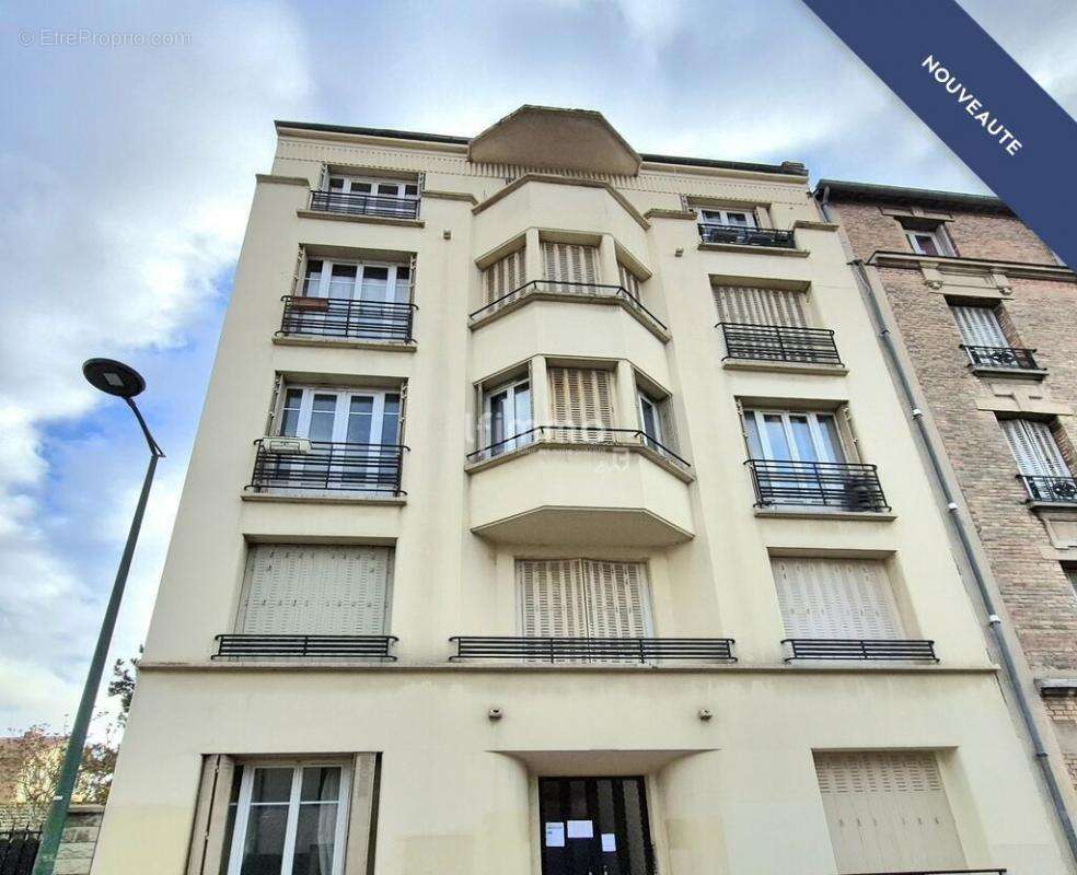 Appartement à COLOMBES