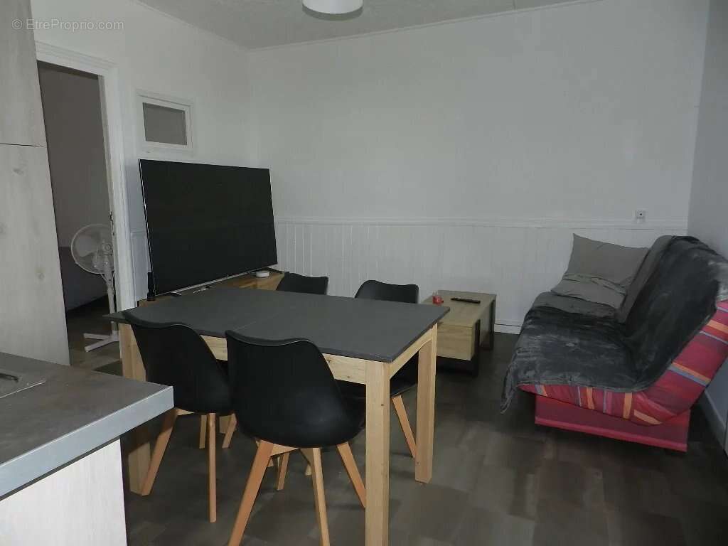 Appartement à SAINT-PIERRE-SUR-DIVES