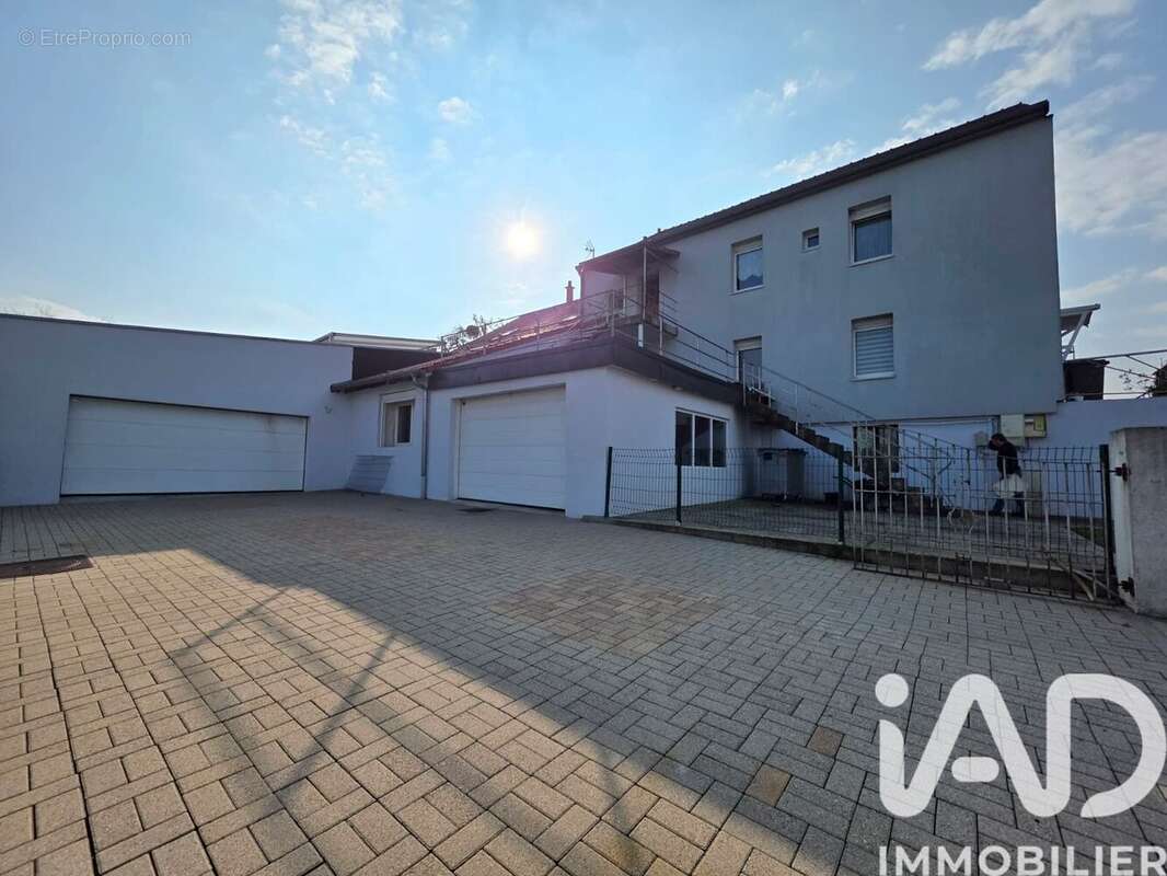 Appartement 495 m² à Cappel  - photo 4
