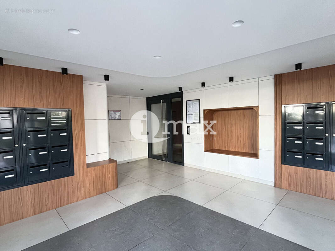 Appartement à LEVALLOIS-PERRET