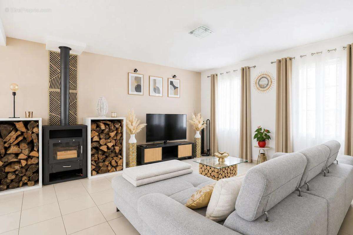 Maison de 170 m² à Tartigny avec jardin spacieux - photo 3