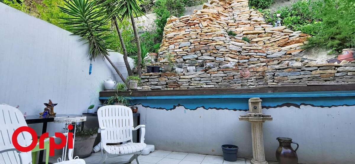 Maison à LA CADIERE-D&#039;AZUR