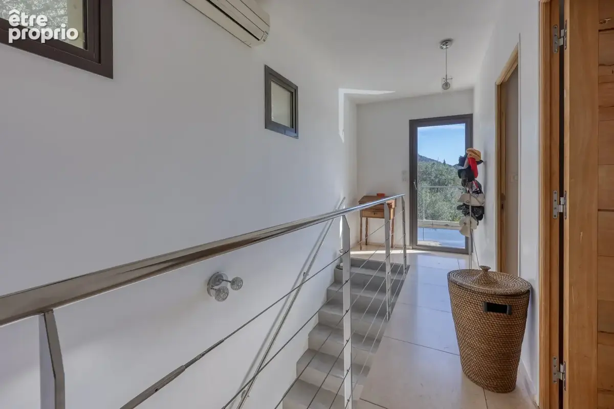 Magnifique Villa, piscine à débordement - La Valette du Var - photo 12
