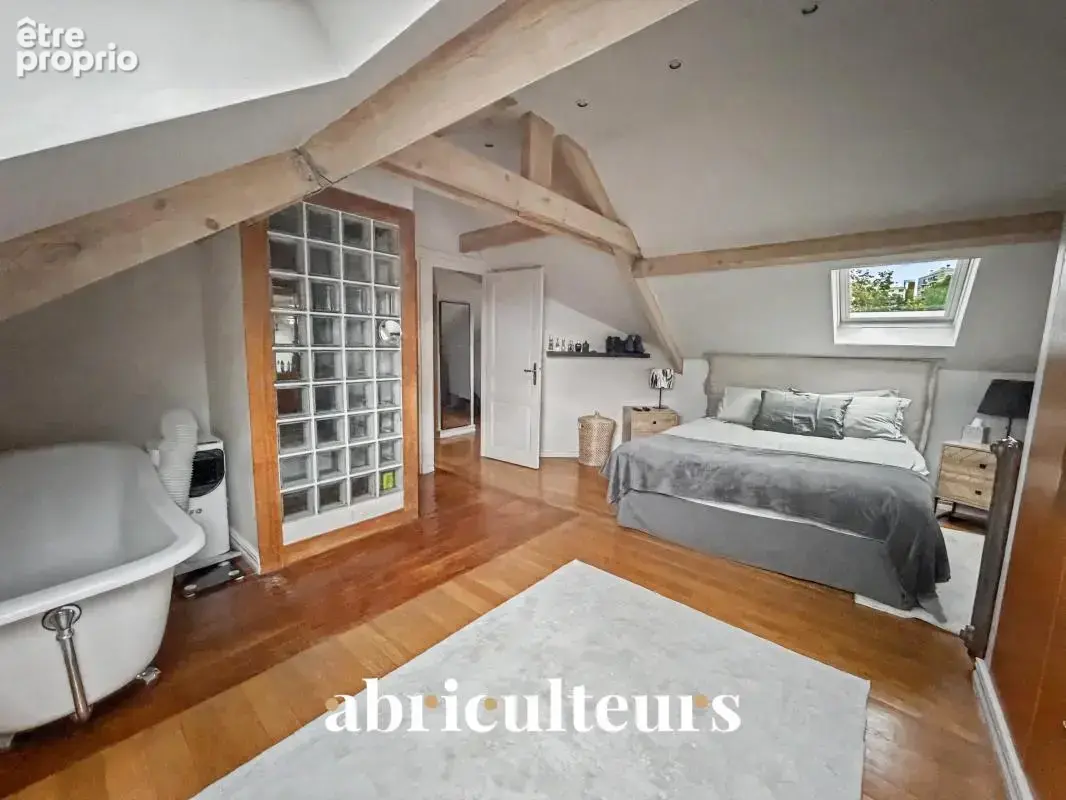 Maison individuelle atypique avec jardin et studio indépendant – Garches - photo 14