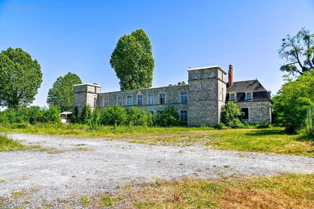 Coucy-lès-eppes – château et ancien complexe événementiel - photo 3