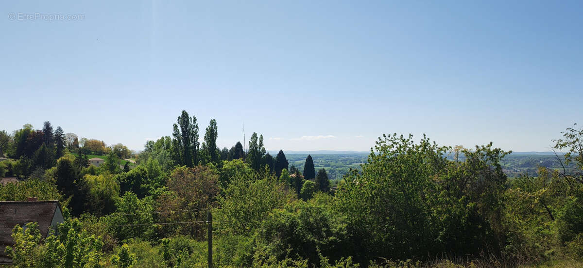 Terrain à LE VERNET