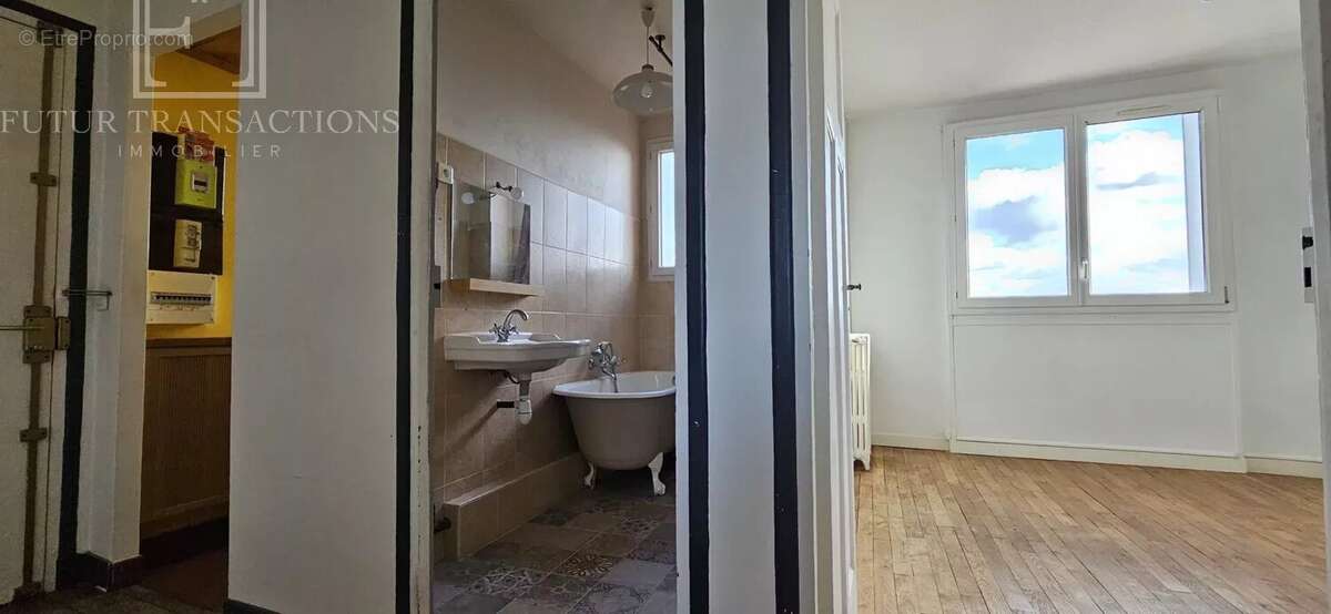 Appartement à COLOMBES