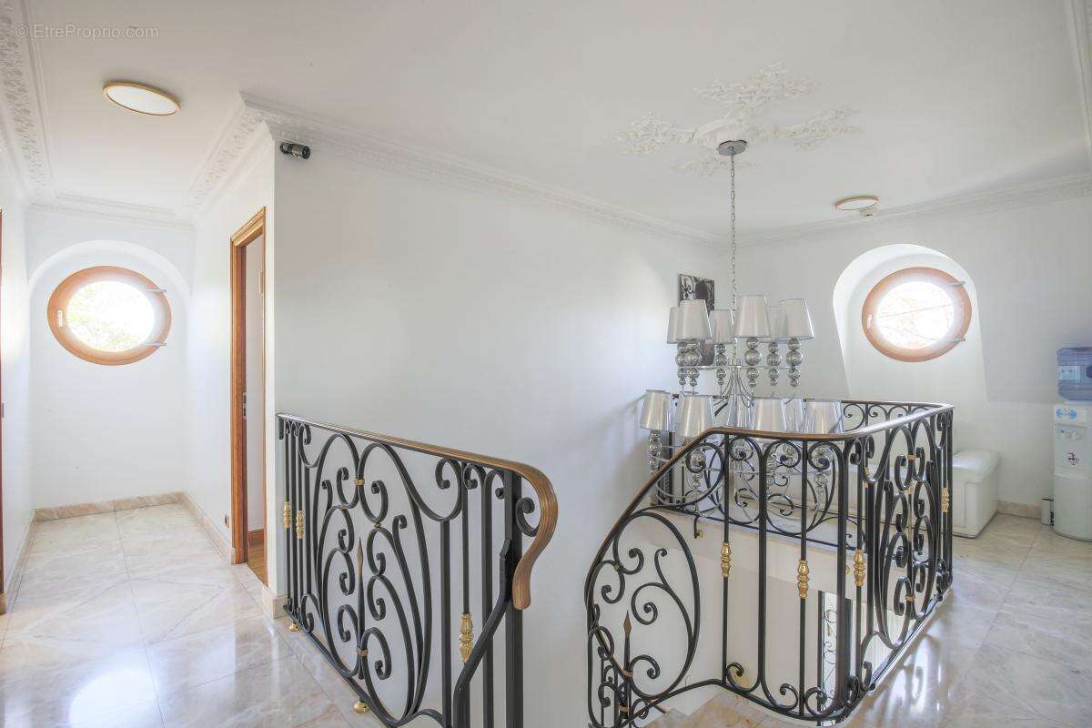 Maison à RUEIL-MALMAISON