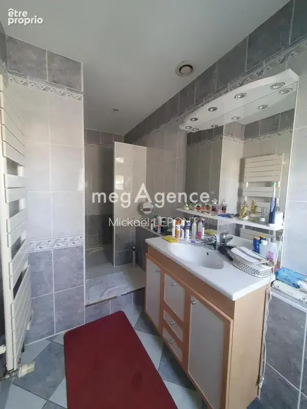 Maison de 104 m² 5 pieces - photo 4
