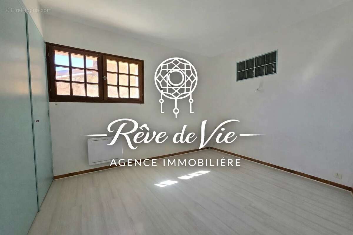 Maison à BORMES-LES-MIMOSAS